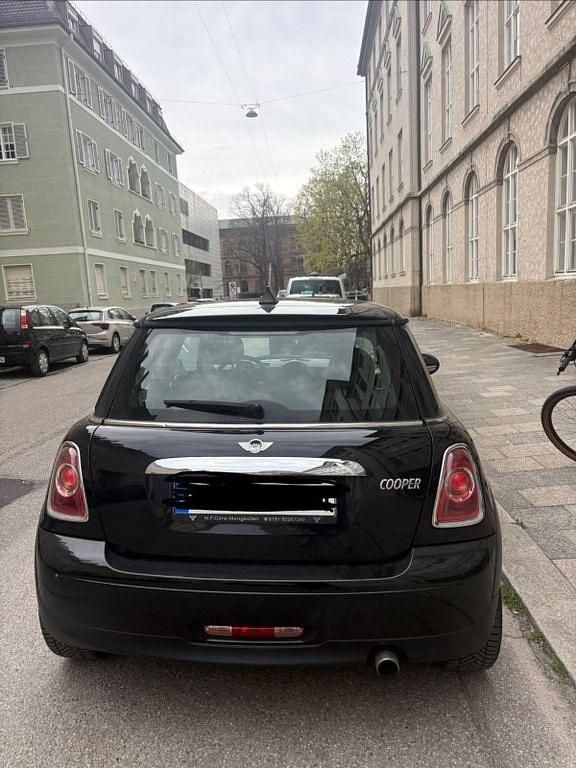 Gebraucht Mini Cooper 122 PS (89 kW) 2011 Schwarz Kleinwagen