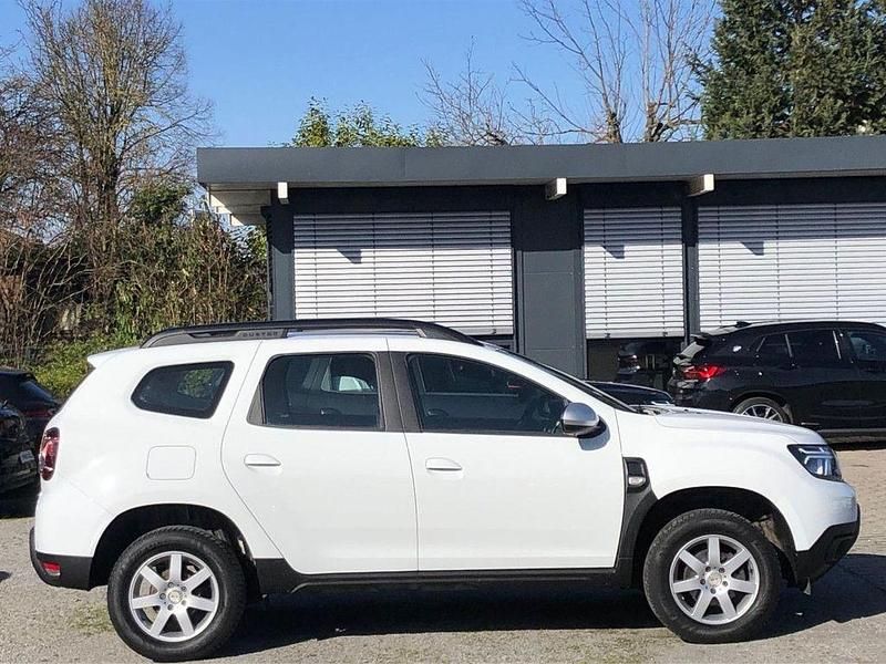 Gebraucht Dacia Duster Expression 131 PS (96 kW) 2023 Weiß SUV