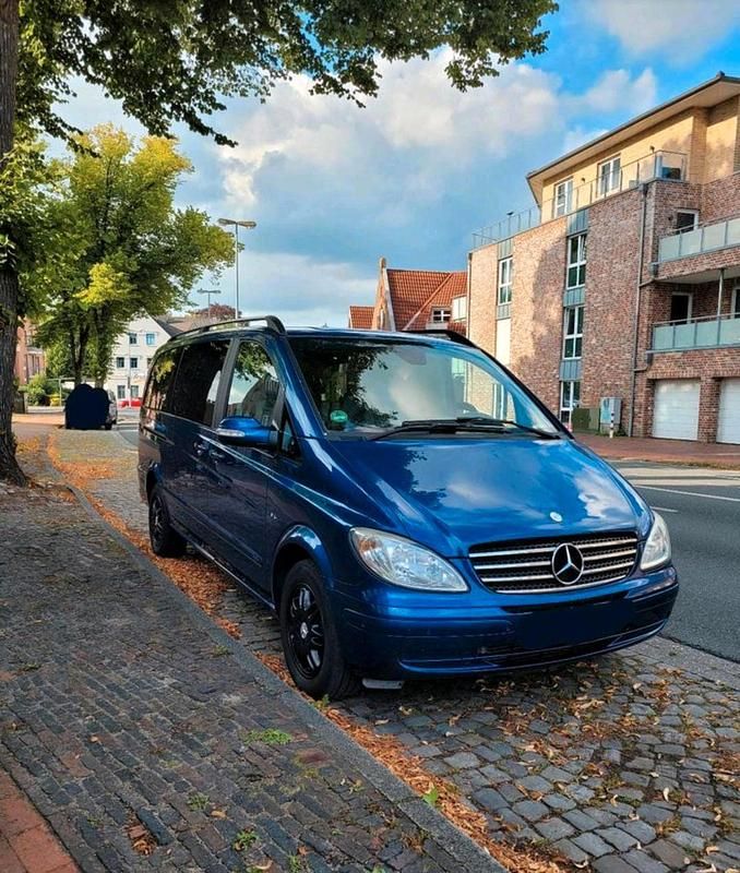 Blau Gebraucht 2008 Mercedes Viano Van / Kleinbus | 9.490 € (Fairer Preis) - Bild 1/4
