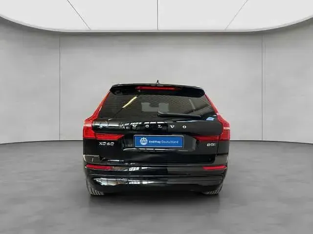 Gebraucht Volvo XC60 235 PS (172 kW) 2022 Schwarz SUV
