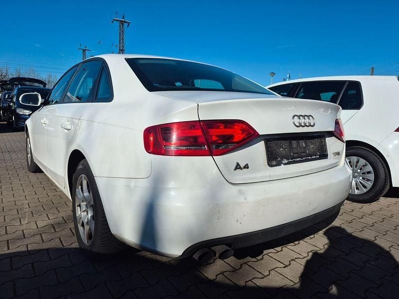 Gebraucht Audi A4 179 PS (131 kW) 2011 Weiß Limousine