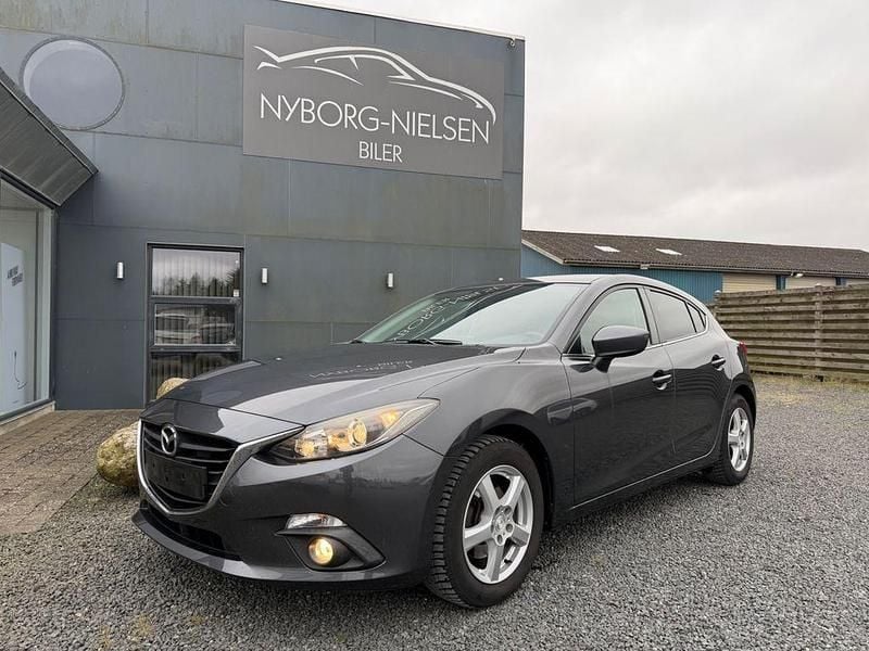 Gebraucht 2015 Mazda 3 Center-Line Limousine | 9.700 € (Superpreis) - Bild 1/4