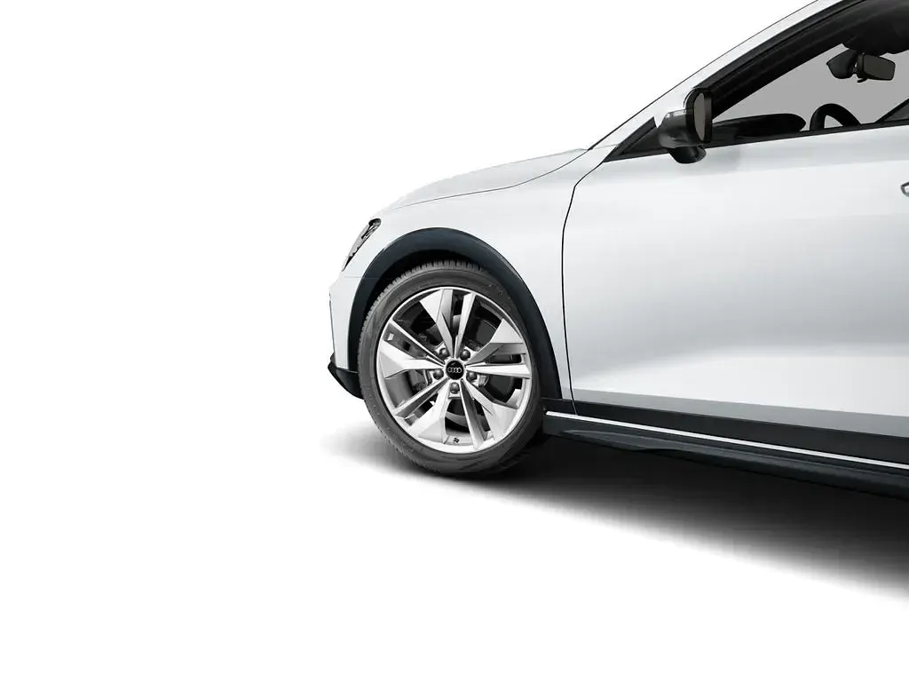 Gebraucht Audi A3 Comfort 204 PS (150 kW) 2025 Gletscherweiß metallic Kombi