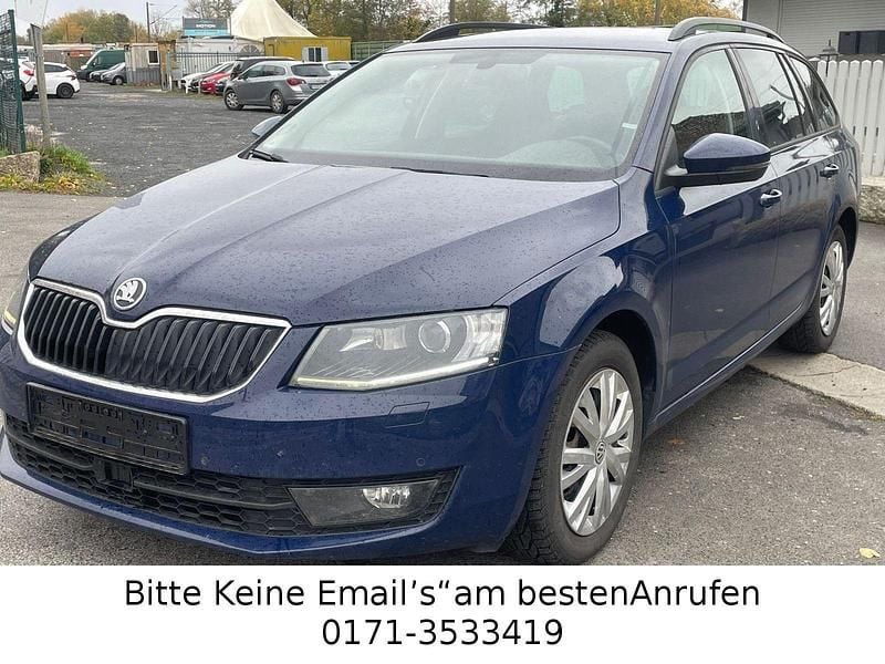 Blau Gebraucht 2016 Skoda Octavia Style Kombi | 5.880 € (Superpreis) - Bild 1/4