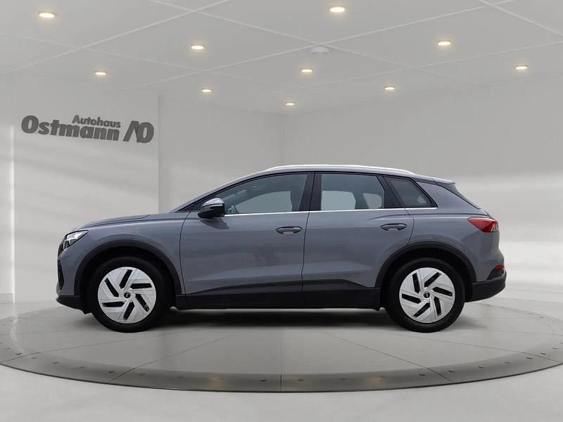 Gebraucht Audi Q4 e-tron Comfort 125 kW (170 PS) 2022 Kieselgrau SUV