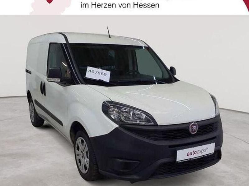 Gebraucht Fiat Doblò 101 PS (74 kW) 2022 Weiß Van / Kleinbus