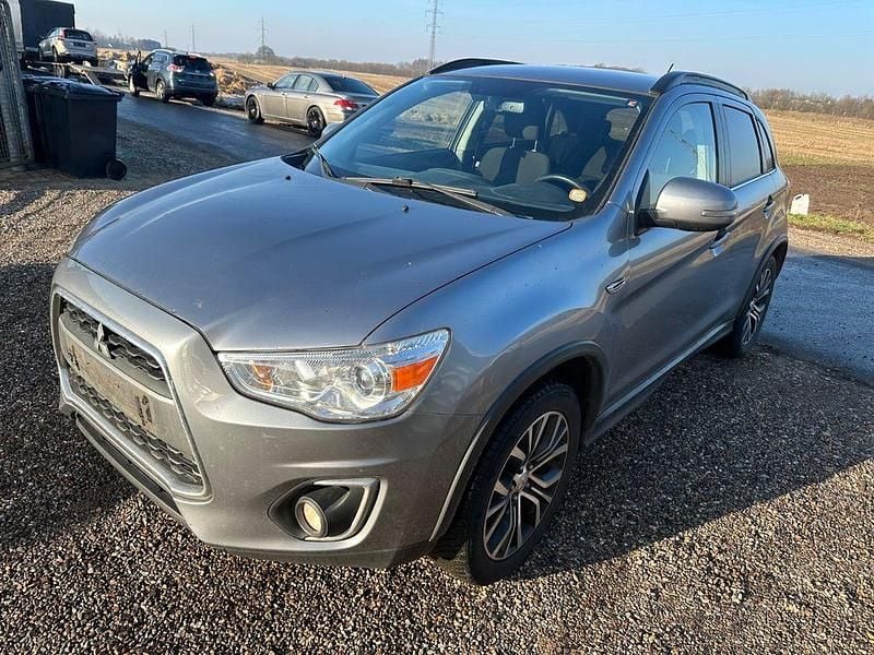 Gebraucht Mitsubishi ASX Invite 117 PS (86 kW) 2015 Grau SUV