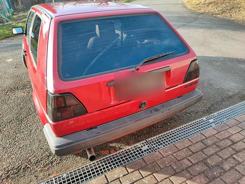 Second-hand VW Golf 70 CP (51 kW) 1991 Roșu Coupe