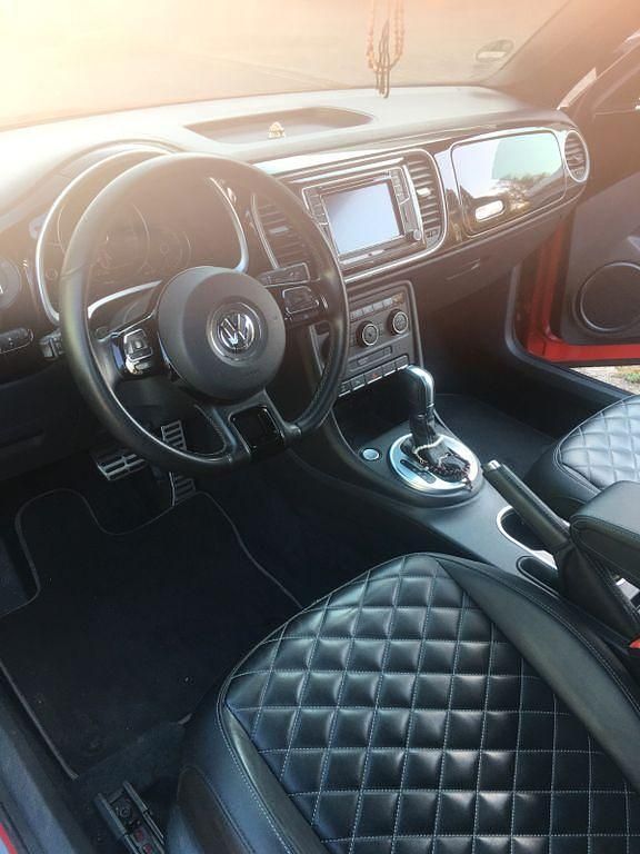 Gebraucht VW Beetle Exclusive 150 PS (110 kW) 2017 Rot Kleinwagen