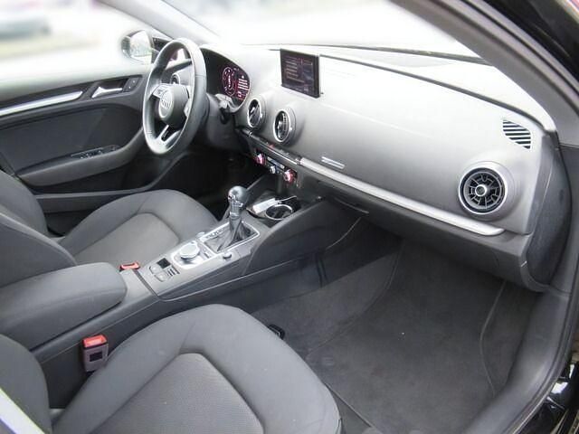 Gebraucht Audi A3 Basis 150 PS (110 kW) 2020 Schwarz Limousine