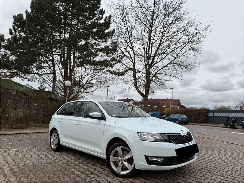 Gebraucht Skoda Rapid 110 PS (80 kW) 2019 Weiß Kleinwagen