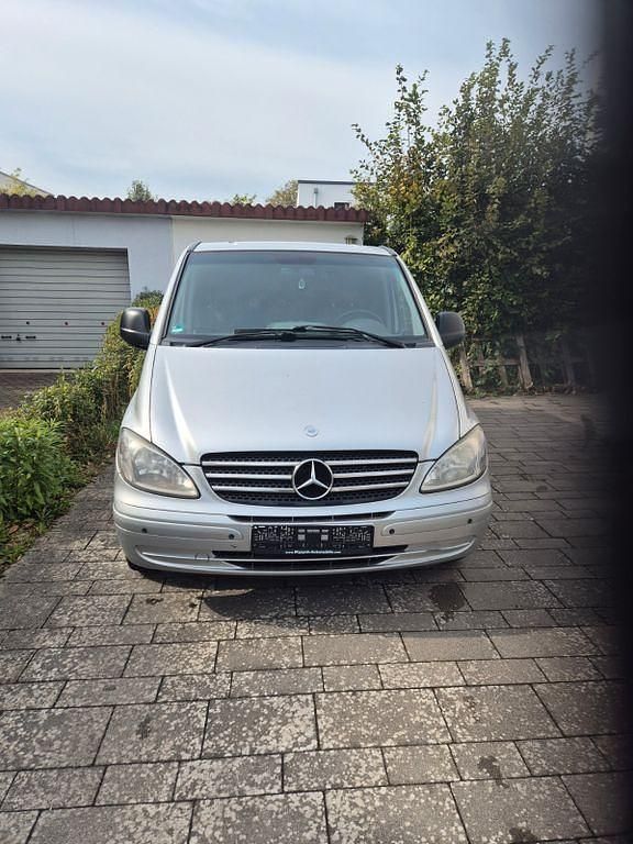 Gebraucht Mercedes Vito 109 PS (80 kW) 2005 Silber Van
