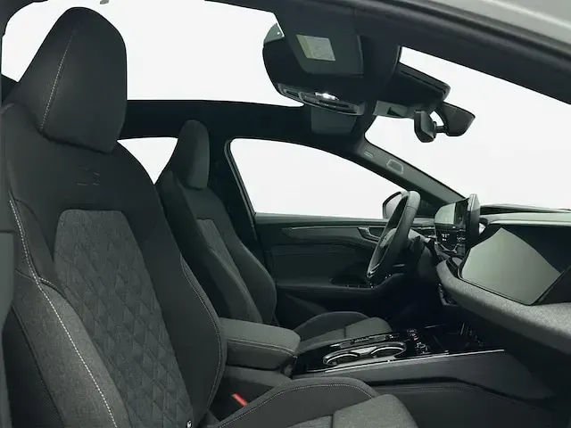 Neu Audi A6 Ambiente 367 PS (269 kW) 2026 Gletscherweiß metallic Limousine