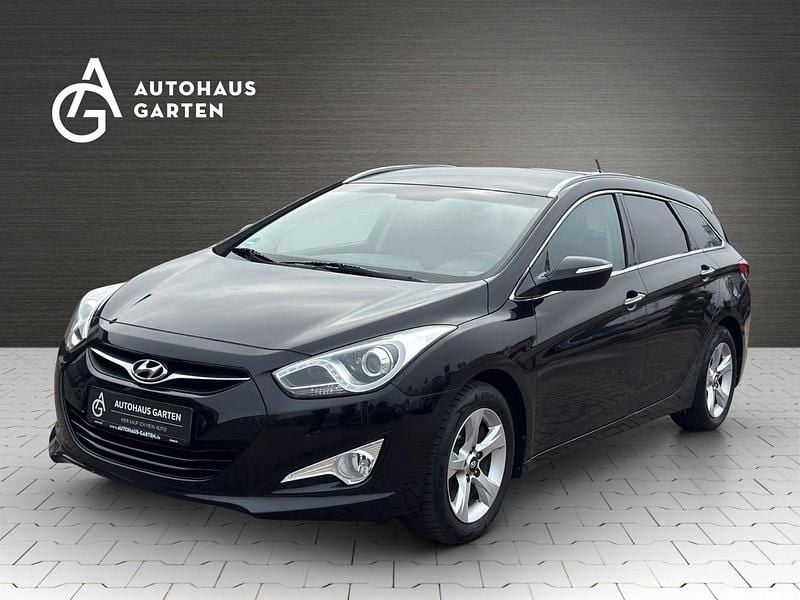 Gebraucht Hyundai i40 136 PS (100 kW) 2015 Schwarz Kombi