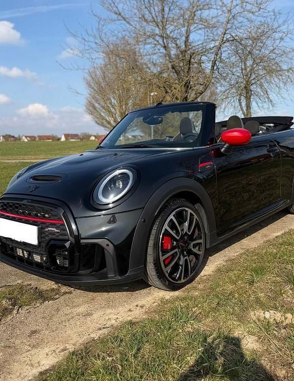 Gebraucht Mini John Cooper Works 231 PS (169 kW) 2023 Schwarz Kleinwagen