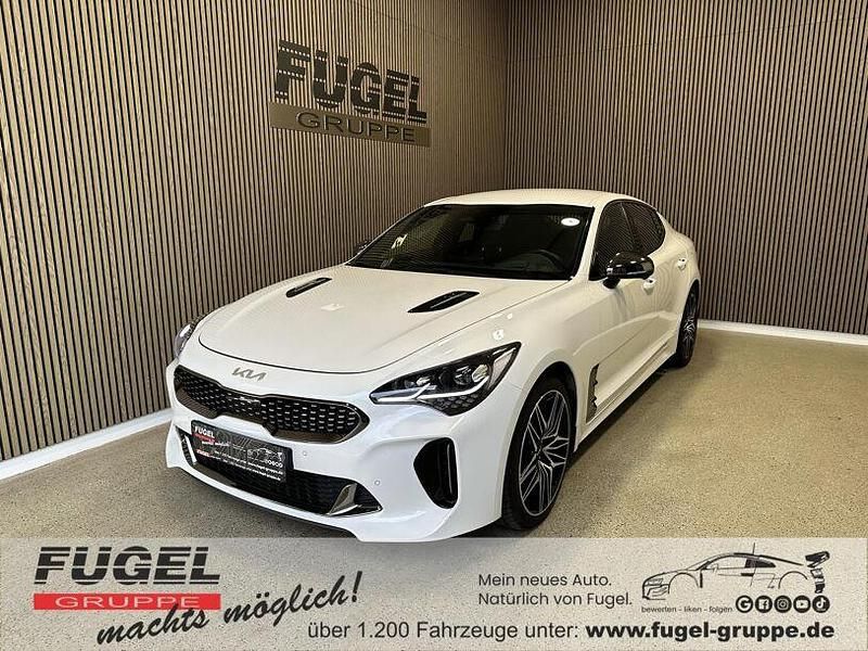 Gebraucht Kia Stinger GT 373 PS (274 kW) 2022 Snow white pearl Kleinwagen