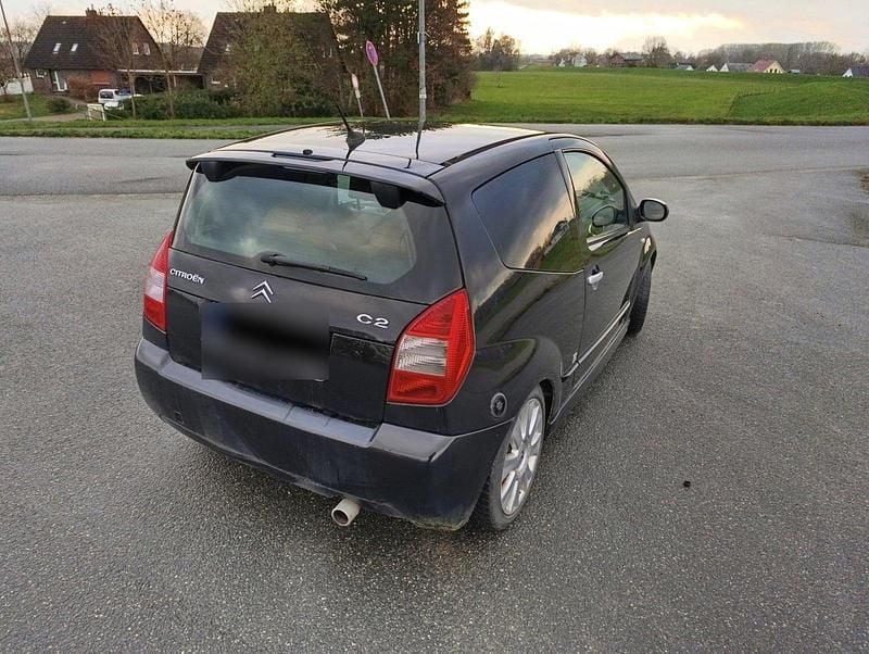 Gebraucht Citroën C2 Chic 122 PS (89 kW) 2007 Schwarz Kleinwagen