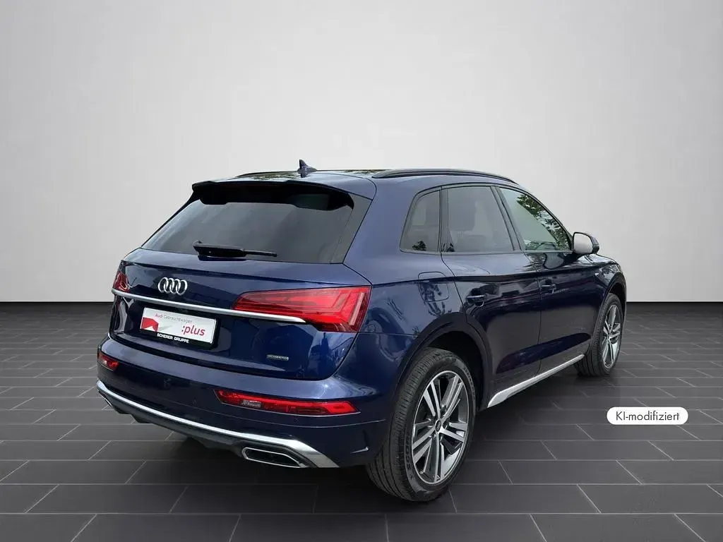 Gebraucht Audi Q5 Sport 299 PS (219 kW) 2023 Navarrablau metallic SUV