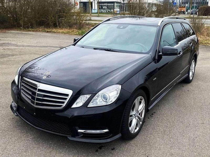 Gebraucht Mercedes E350 Avantgarde 265 PS (194 kW) 2011 Silber Kombi