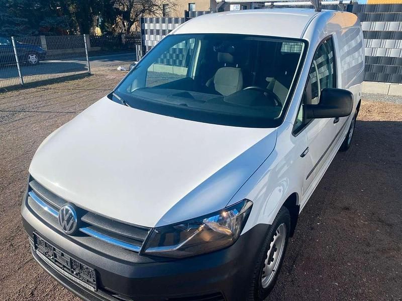 Second-hand VW Caddy Maxi 102 CP (75 kW) 2019 Alb Monovolum
