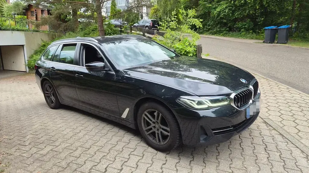 Gebraucht BMW 520 190 PS (139 kW) 2021 Schwarz Limousine