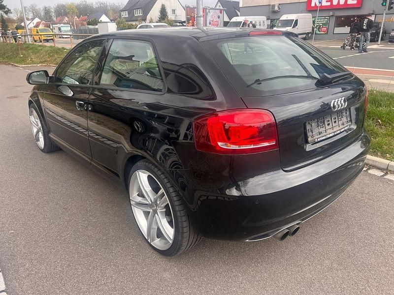 Gebraucht Audi A3 Ambition 125 PS (91 kW) 2011 Schwarz Kleinwagen