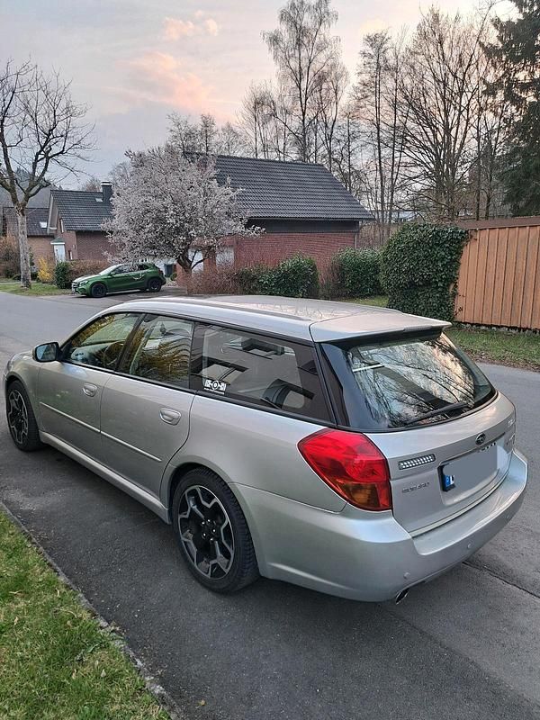Gebraucht Subaru Legacy 165 PS (121 kW) 2006 Silber Kombi