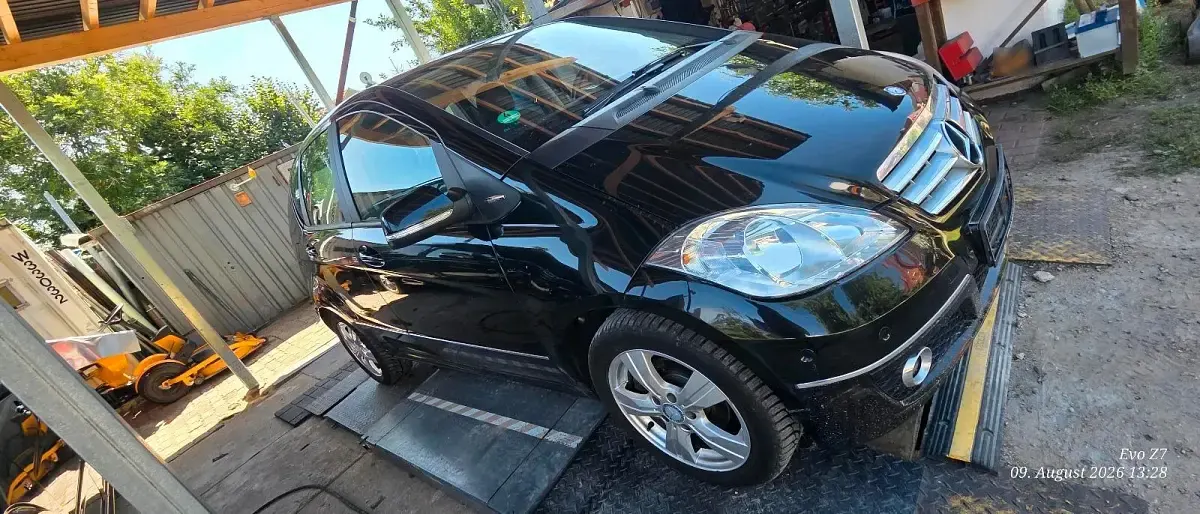 Gebraucht Mercedes A180 Avantgarde 2010 Schwarz Kleinwagen
