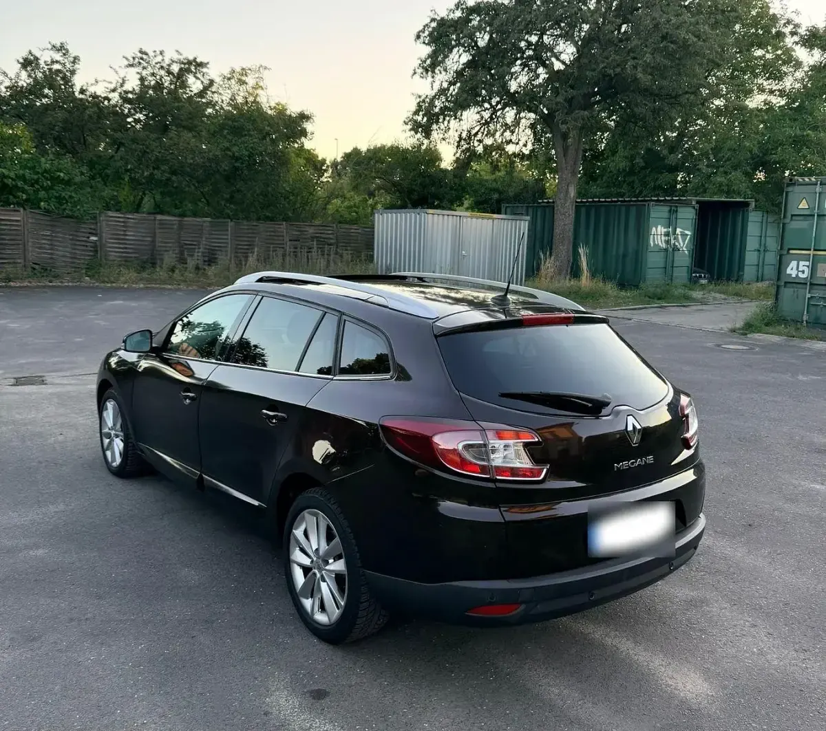 Gebraucht Renault Mégane GrandTour 140 PS (102 kW) 2013 Braun Kombi