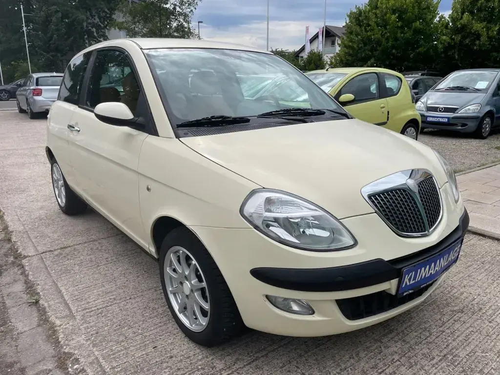 Gebraucht Lancia Ypsilon 69 PS (50 kW) 2005 Beige Kleinwagen