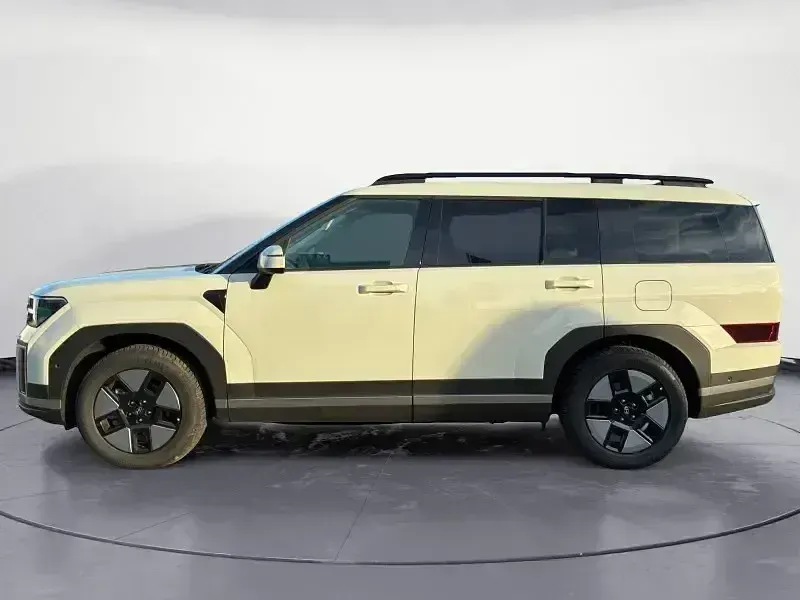 Neu Hyundai Santa Fe Intro Edition 2026 Grau SUV
