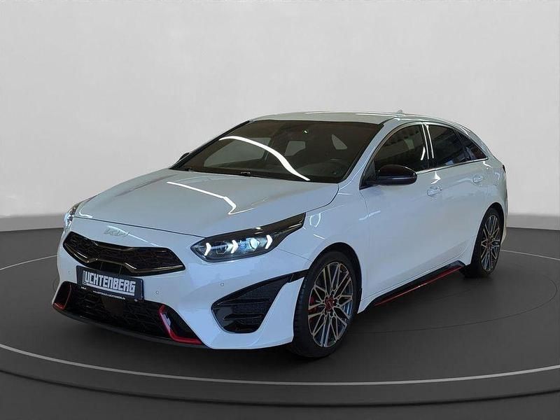 Gebraucht Kia ProCeed GT 204 PS (150 kW) 2024 Weiß Kombi