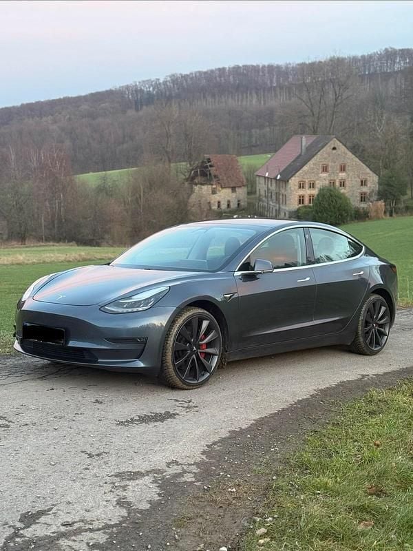 Second-hand Tesla Model 3 Performance 377 kW (513 CP) 2020 Gri Berlinǎ