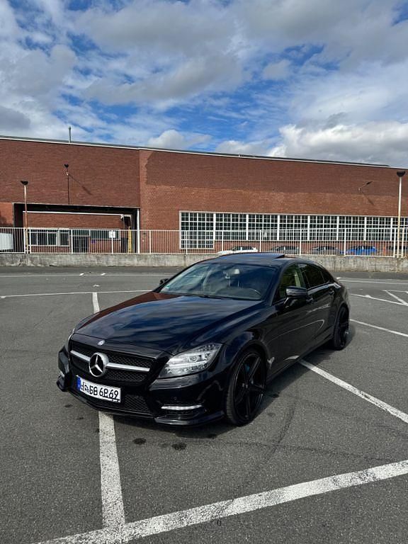 Schwarz Gebraucht 2014 Mercedes CLS350 Limousine | 20.999 € (Fairer Preis) - Bild 1/4