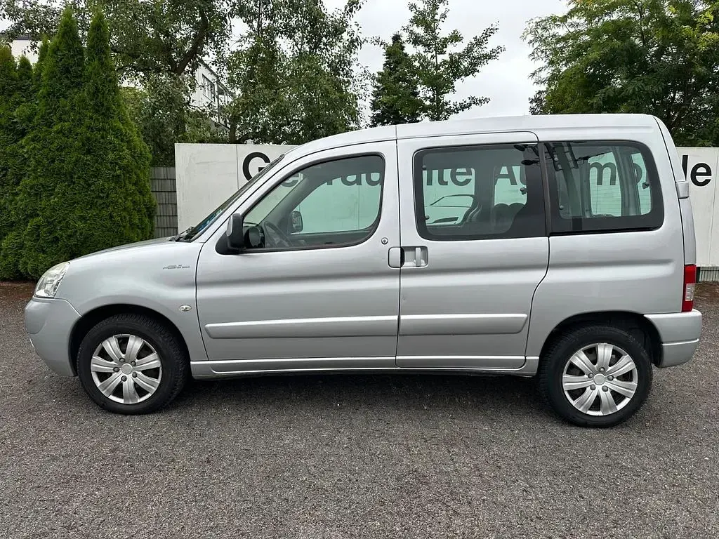 Gebraucht Citroën Berlingo 90 PS (66 kW) 2008 Grau Van / Kleinbus