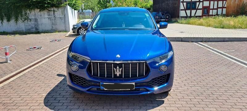 Blau Gebraucht 2017 Maserati Levante SUV | 35.000 € (Superpreis) - Bild 1/4