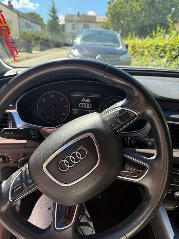 Usado Audi A6 190 HP (139 kW) 2018 Prateado Sedan