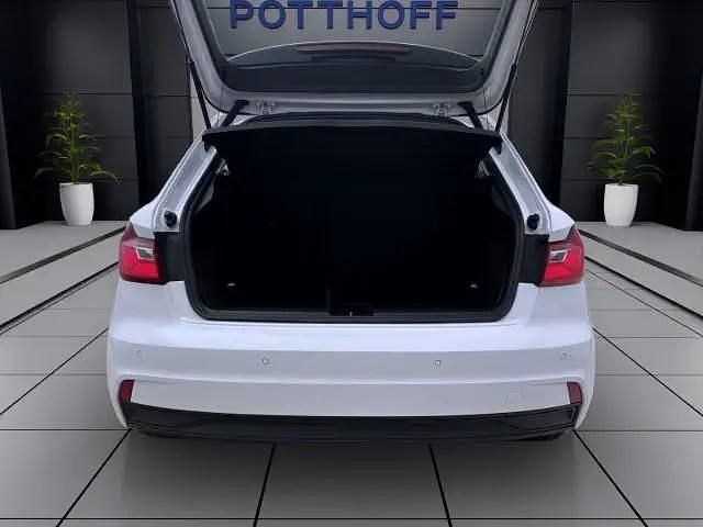 Gebraucht Audi A1 Sportback Design 95 PS (69 kW) 2021 Weiß Kleinwagen