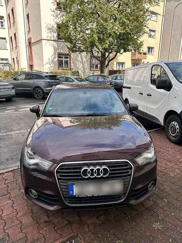 Andere farben Gebraucht 2012 Audi A1 Kleinwagen | 8.500 € - Bild 1/4