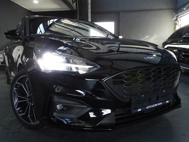 Gebraucht Ford Focus ST-Line 125 PS (91 kW) 2018 Schwarz Kombi