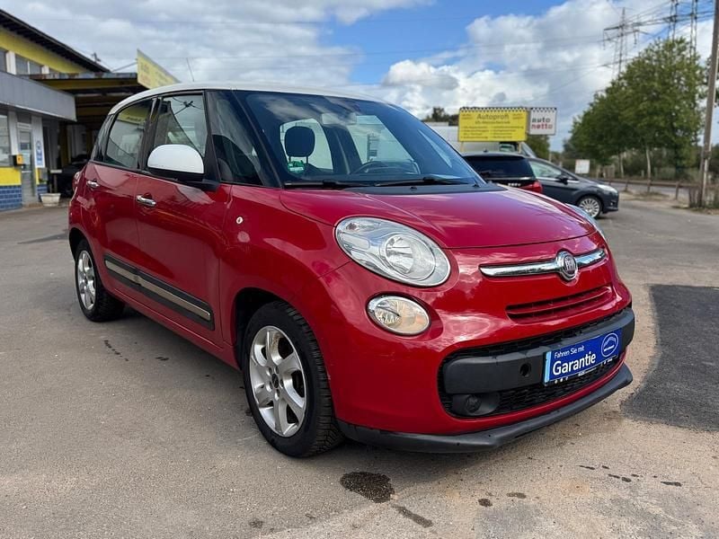Rot Gebraucht 2013 Fiat 500L Cross Van / Kleinbus | 3.990 € (Fairer Preis) - Bild 1/4