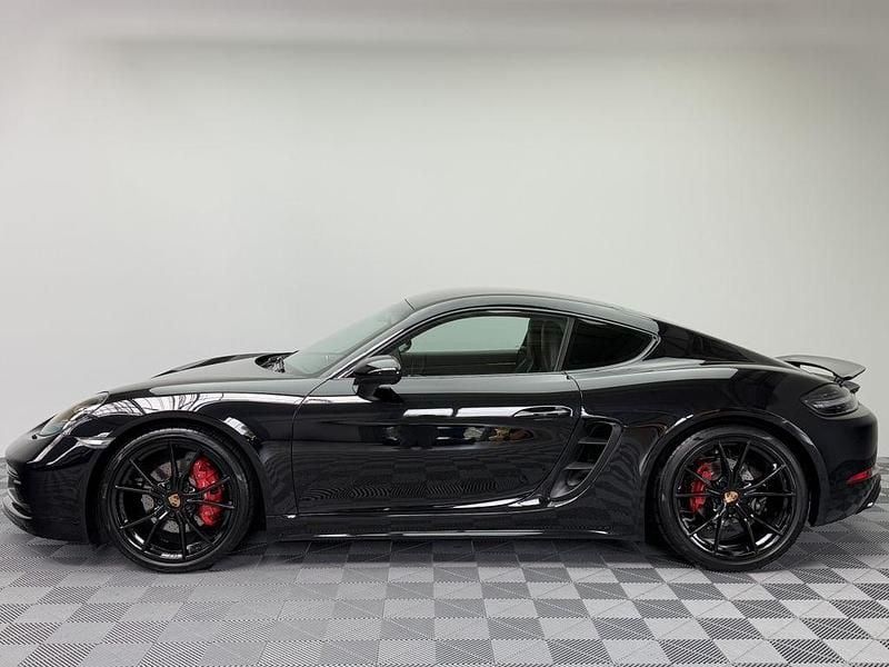 Tiefschwarzmetallic Gebraucht 2019 Porsche Cayman GTS Sport Coupé | 71.000 € (Teuer) - Bild 1/4