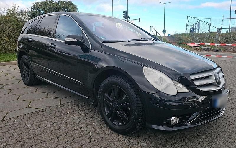 Gebraucht Mercedes R320 224 PS (164 kW) 2009 Schwarz Van / Kleinbus