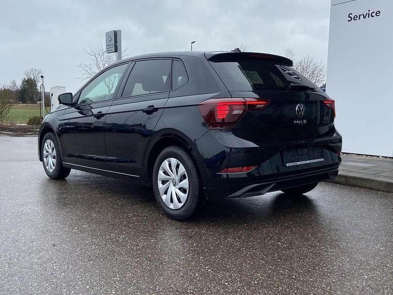 Gebraucht VW Polo Active 95 PS (69 kW) 2022 Schwarz Kleinwagen