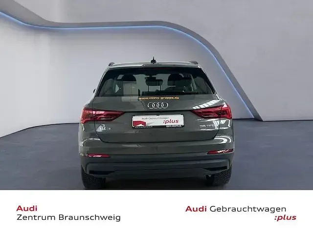Gebraucht Audi Q3 Comfort 150 PS (110 kW) 2025 Chronosgrau metallic SUV