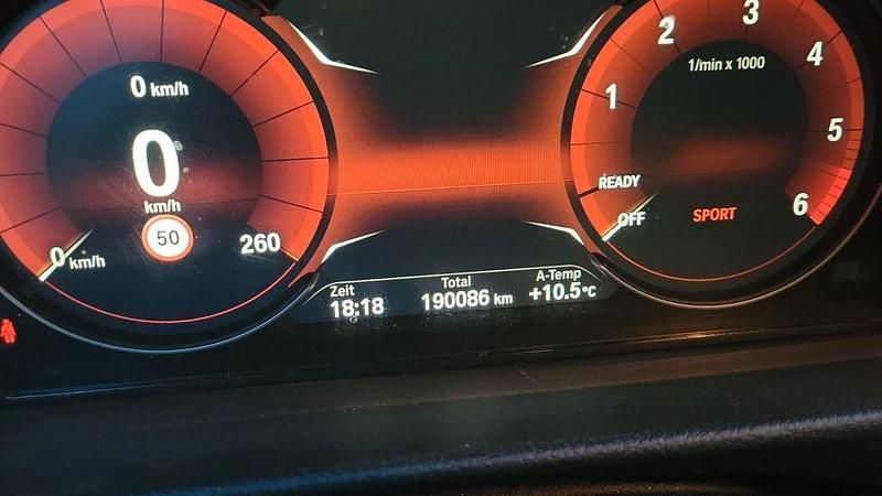 Gebraucht BMW 320 190 PS (139 kW) 2018 Schwarz Kombi