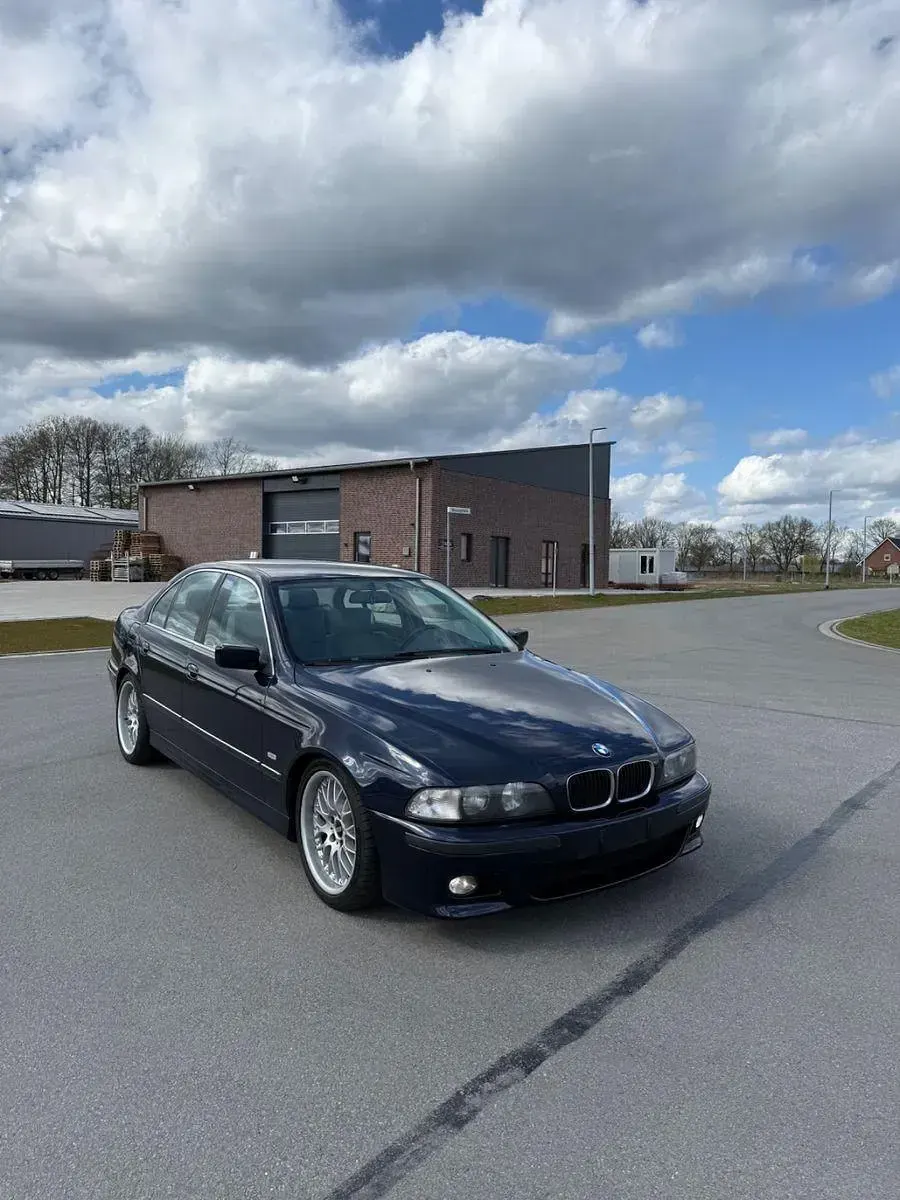 Gebraucht BMW 523 Performance 170 PS (125 kW) 2000 Blau Limousine