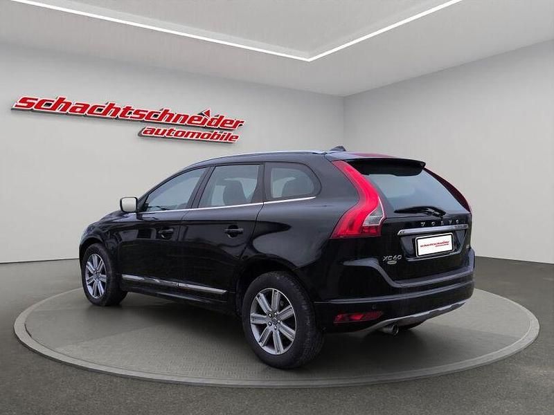 Gebraucht Volvo XC60 Summum 150 PS (110 kW) 2017 Schwarz SUV
