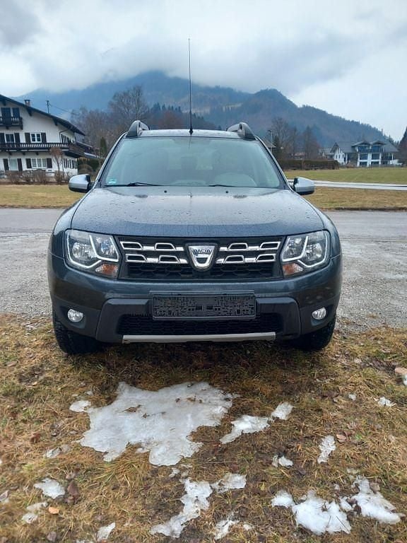 Gebraucht Dacia Duster Prestige 109 PS (80 kW) 2016 Grau SUV
