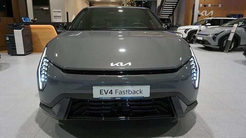 Neu Kia EV4 GT-Line 150 kW (204 PS) 2025 Grau Limousine
